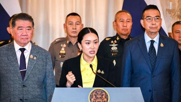 泰国总理佩通坦称在辞职呼声后获得联盟支持