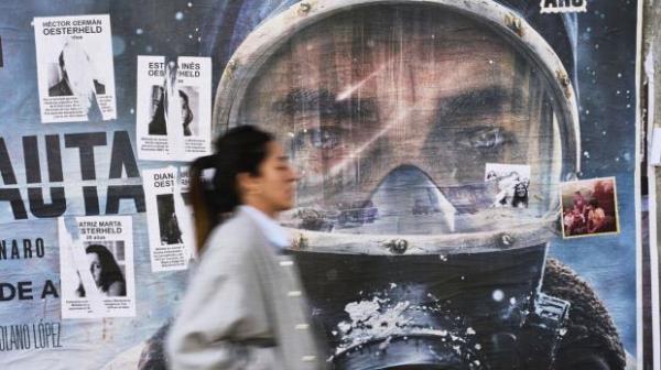 在网飞（Netflix）的《永恒族》中，一部阿根廷漫画走向世界，反乌托邦情节直击人心
